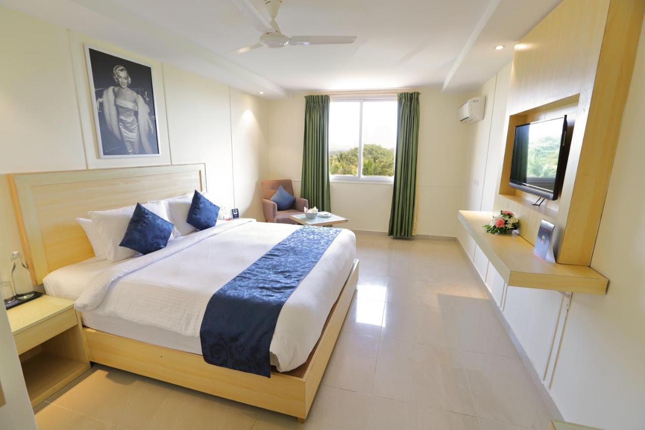 Zip By Spree Hotels Hyde Goa Candolim Kültér fotó